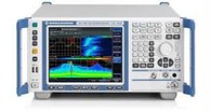 Uporablja v realnem času Spectrum Analyzer Rohde & Schwarz FSVR13